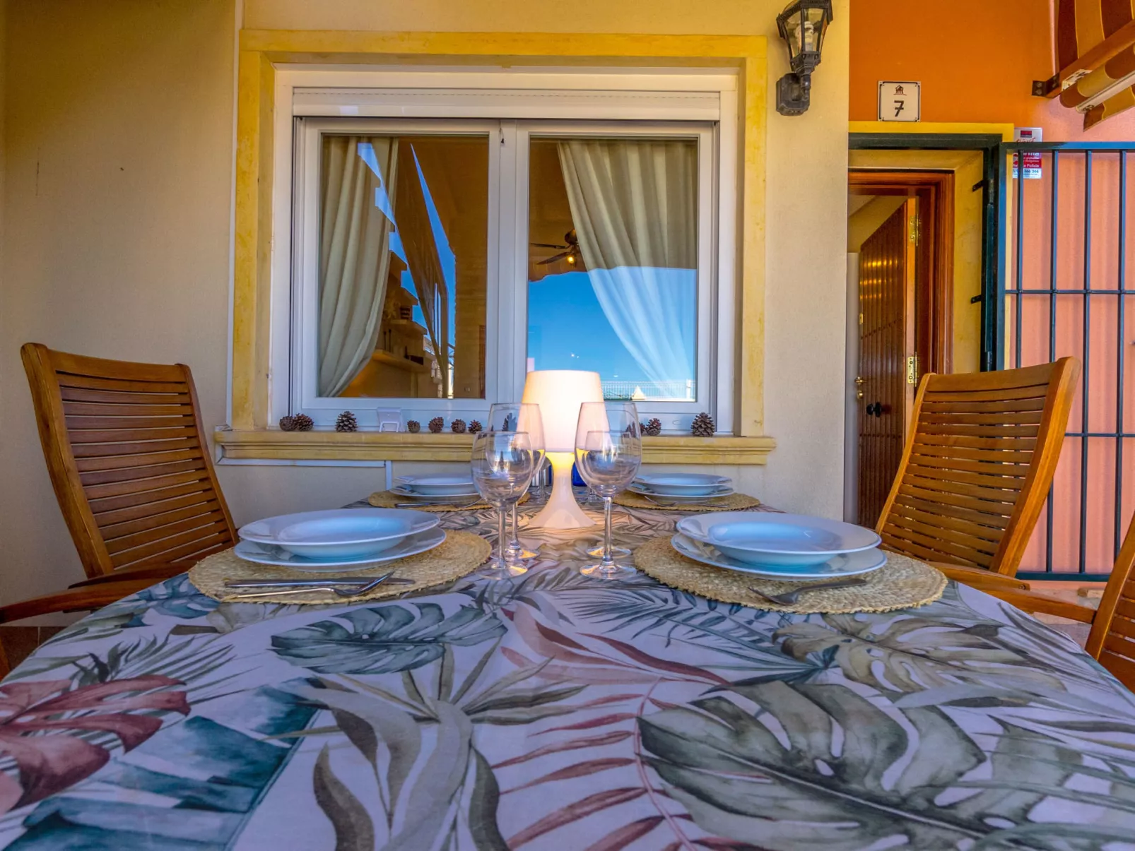 Residencial Villa Madrid-Buiten