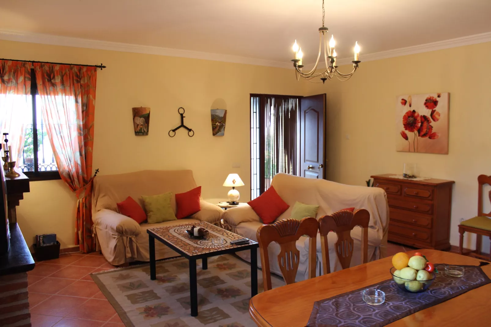 La Villa de Gema-Woonkamer