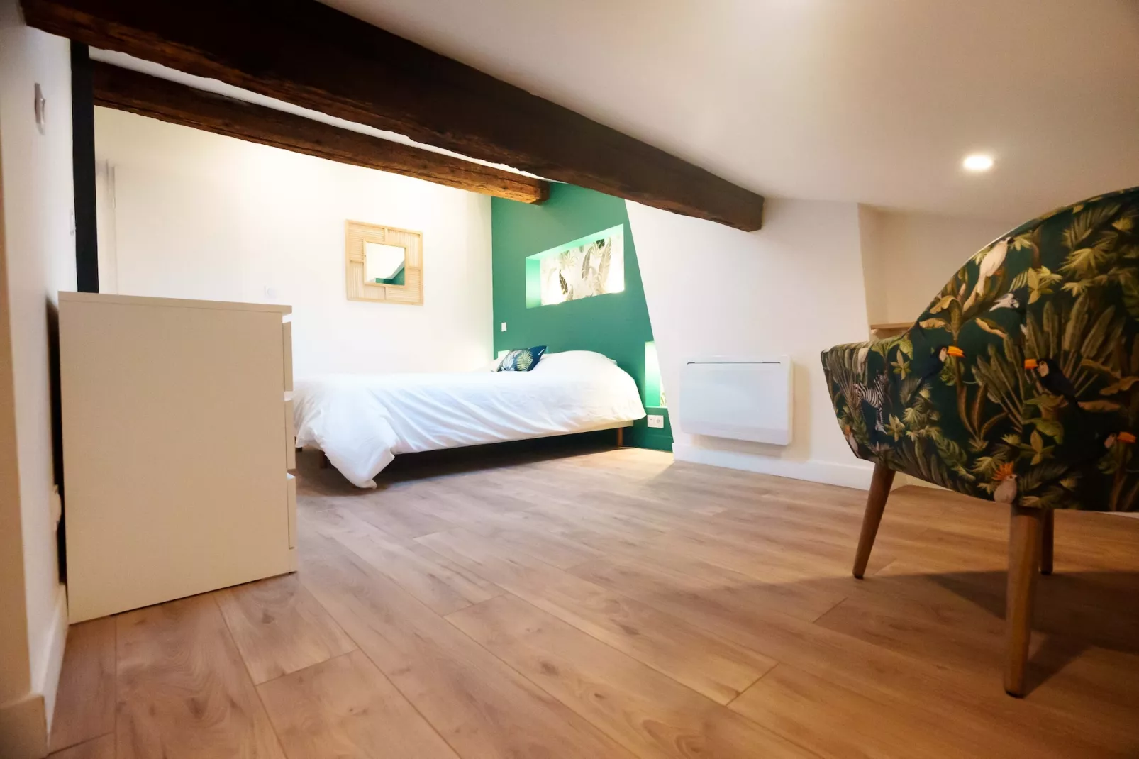 Le Puits-Clos : T2 sous les toits proche Capitole-Slaapkamer