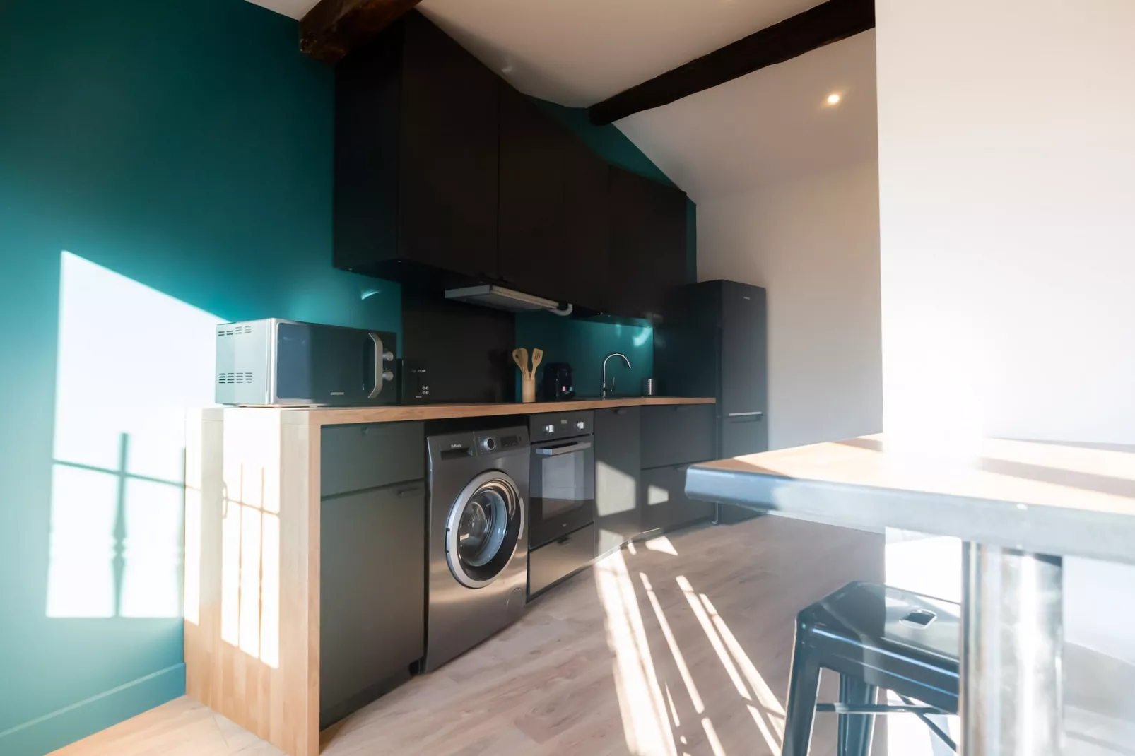 Le Puits-Clos : T2 sous les toits proche Capitole-Keuken