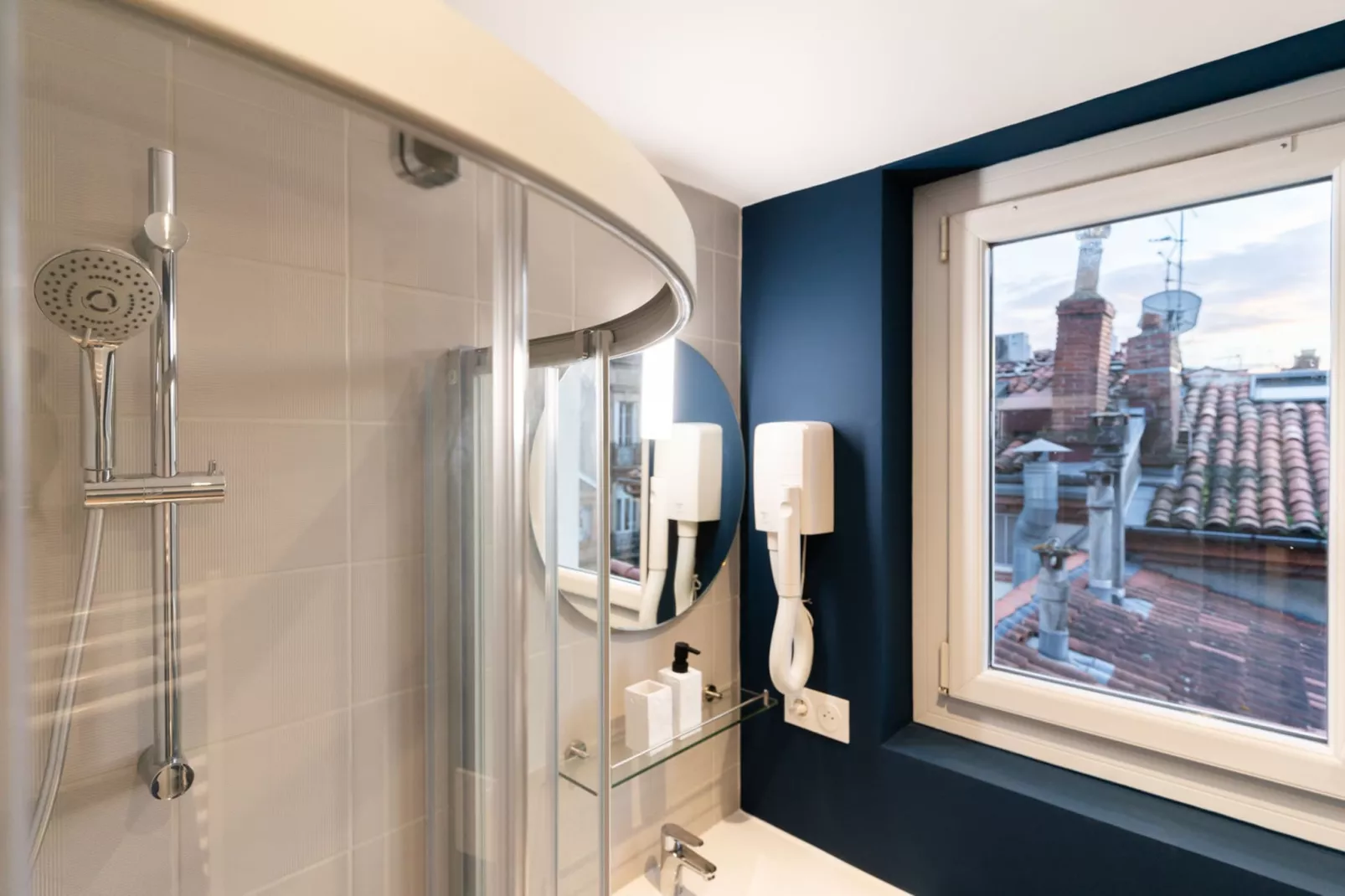 Le Sunny Room - 2/4p - Proche Gare-Badkamer