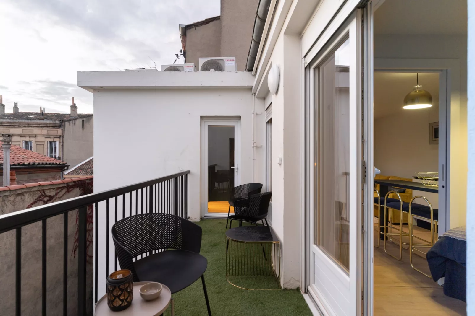 Le Sunny Room - 2/4p - Proche Gare-Terrasbalkon