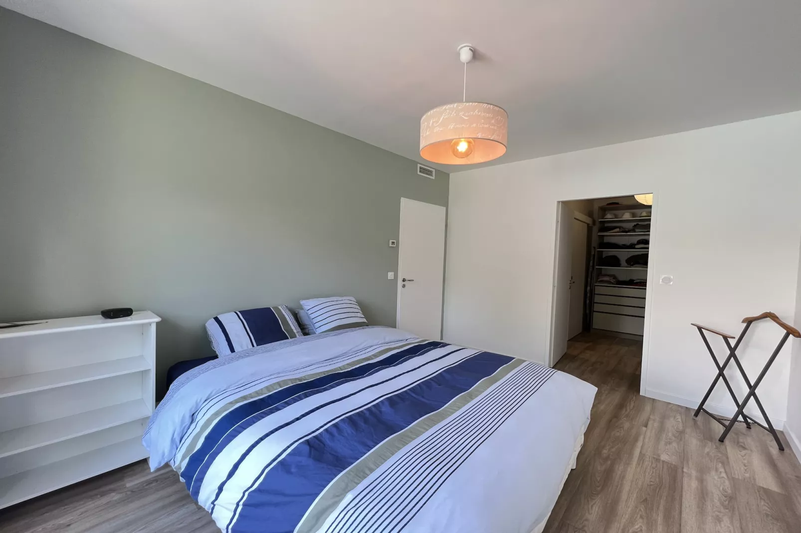 Le Coteau - 8p - Maison Familiale - Piscine/Jardin-Slaapkamer