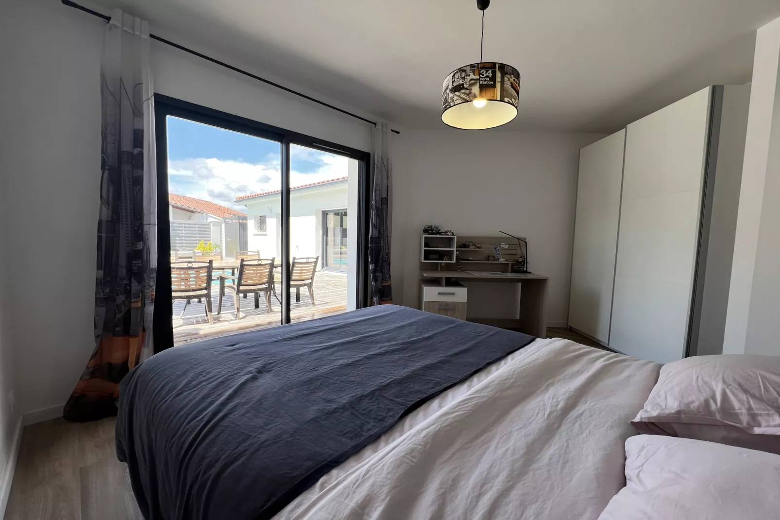 Le Coteau - 8p - Maison Familiale - Piscine/Jardin-Slaapkamer