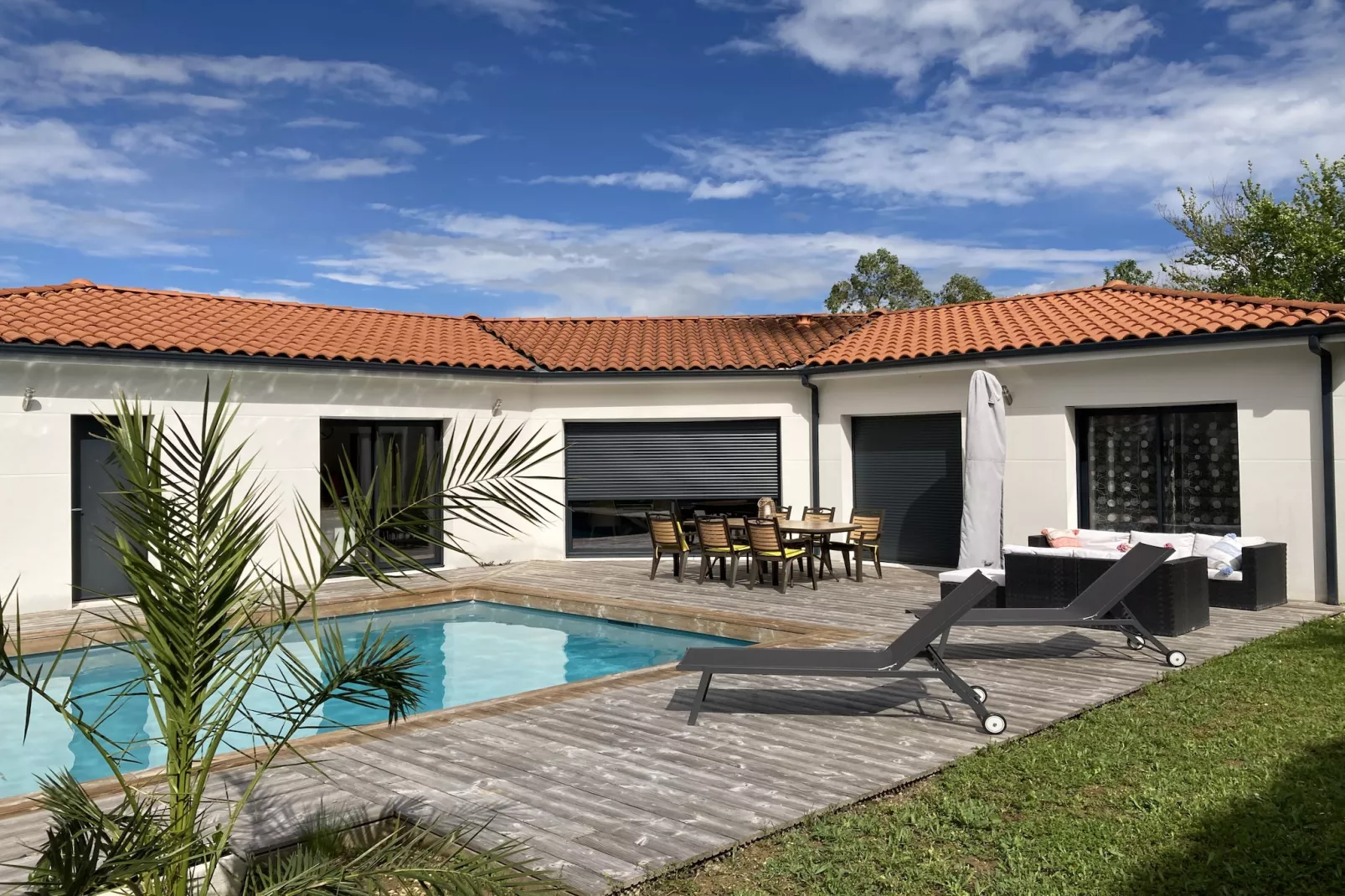 poolofhouse
