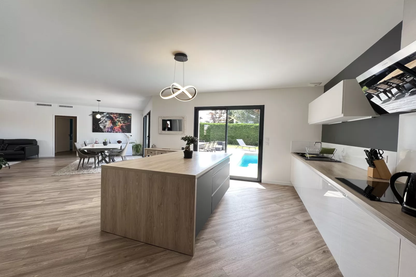 Le Coteau - 8p - Maison Familiale - Piscine/Jardin-Keuken