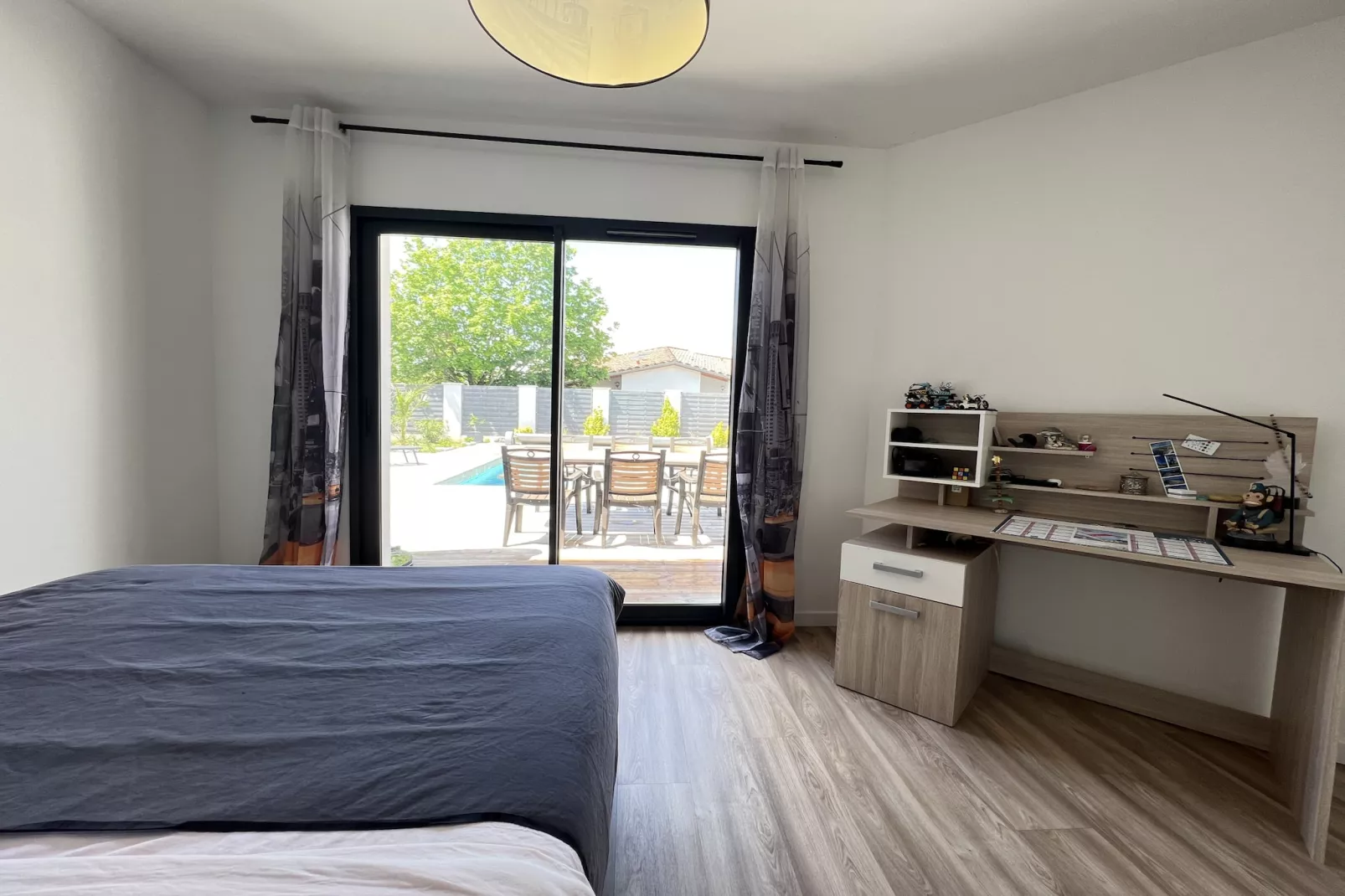 Le Coteau - 8p - Maison Familiale - Piscine/Jardin-Slaapkamer