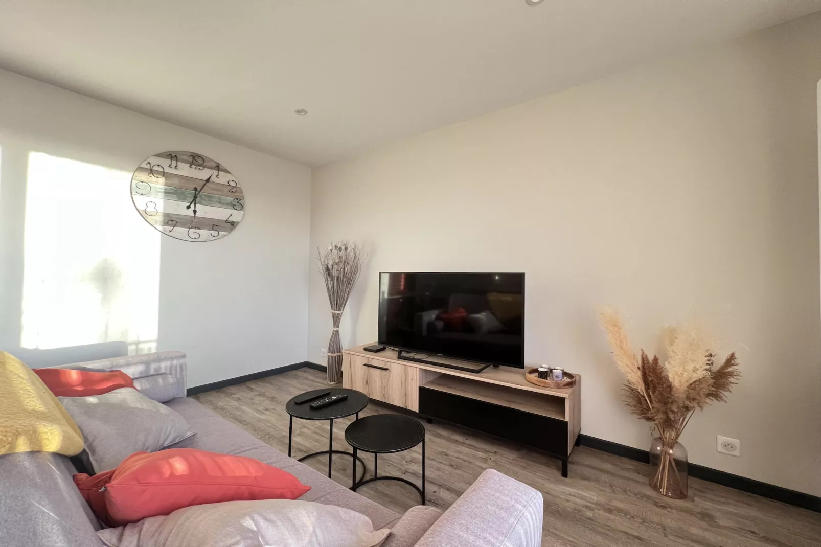 Le Floral - 2p - Lumineux & Calme - Parking/Wifi-Woonkamer