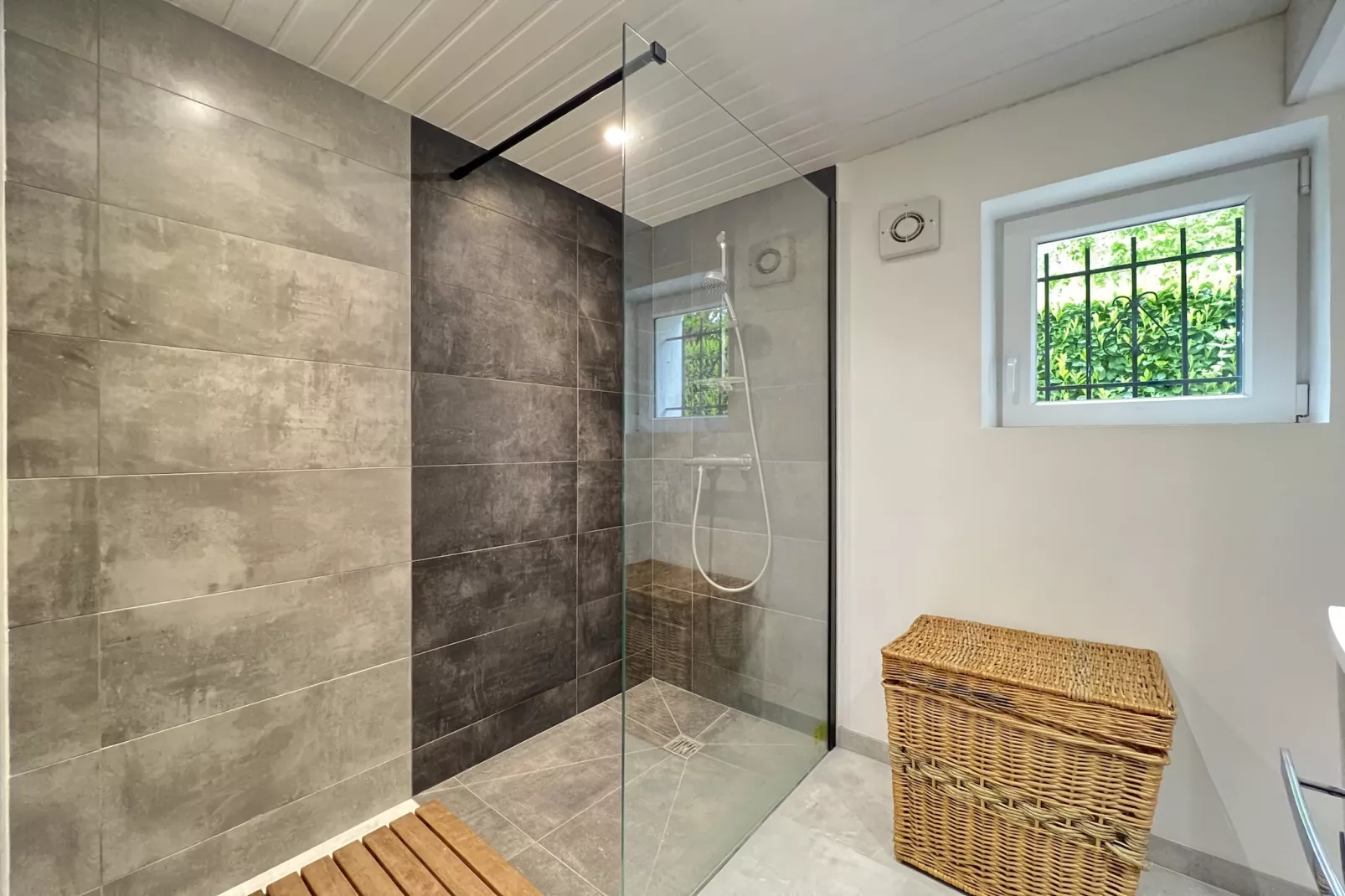 L'Escapade, 6p - Maison Familiale - Piscine/Jardin-Badkamer