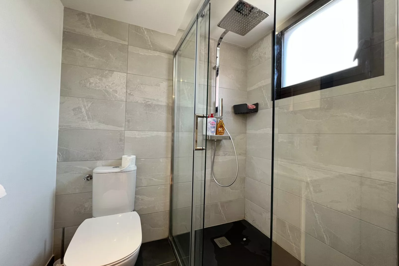 Le Cottage - 4p - spacieux /parking /centre-ville-Badkamer