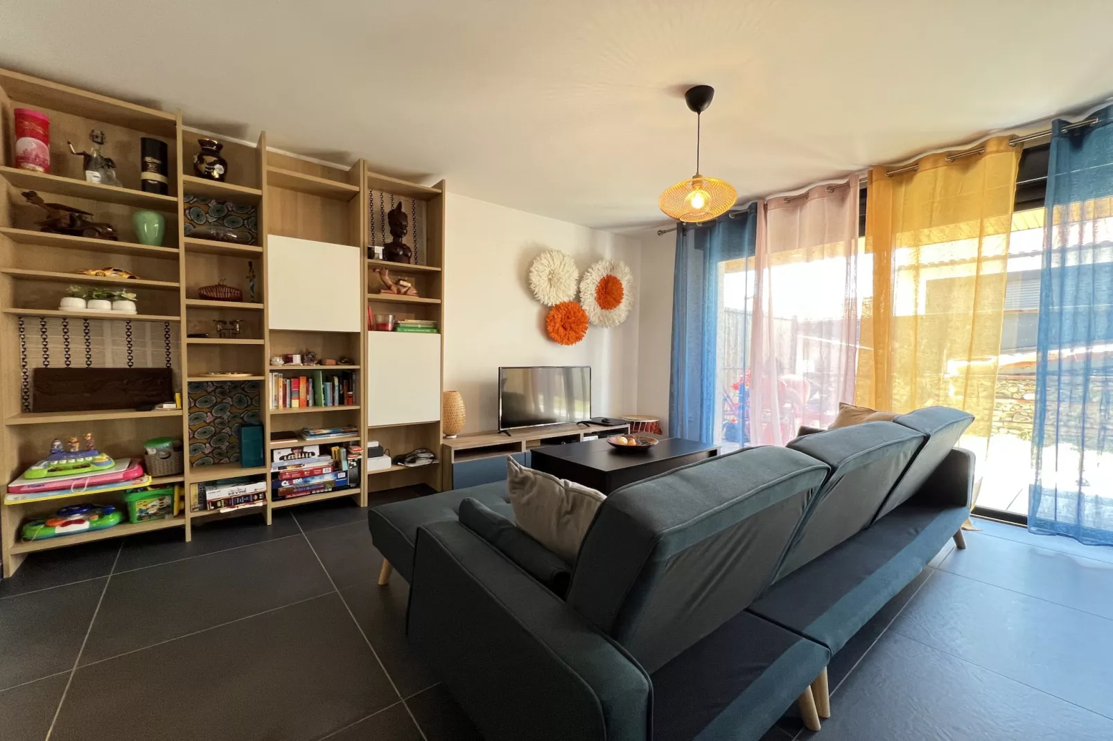 Le Cottage - 4p - spacieux /parking /centre-ville-Woonkamer