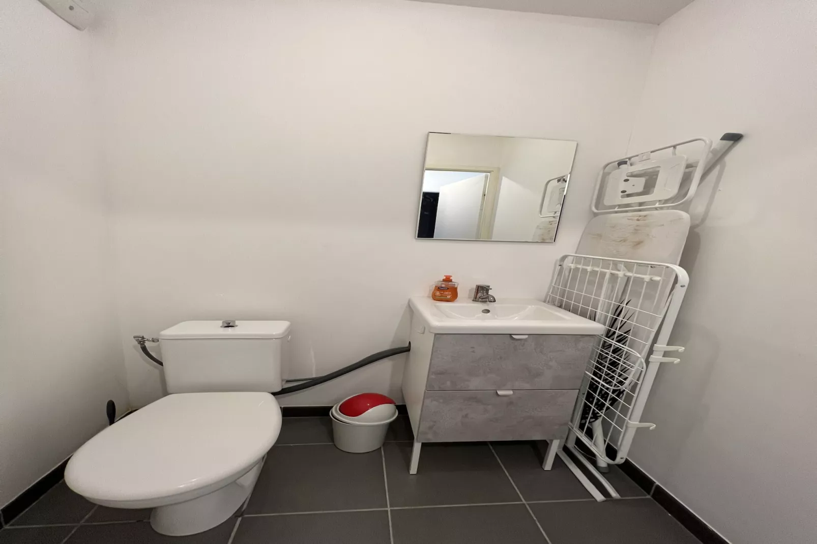 Le Quinze Sols : apt 5p - proche Aéroport & Airbus-Badkamer