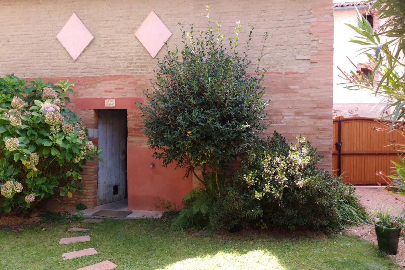 La douceur - 8p - Maison Familiale avec Jardin-Image-tags.