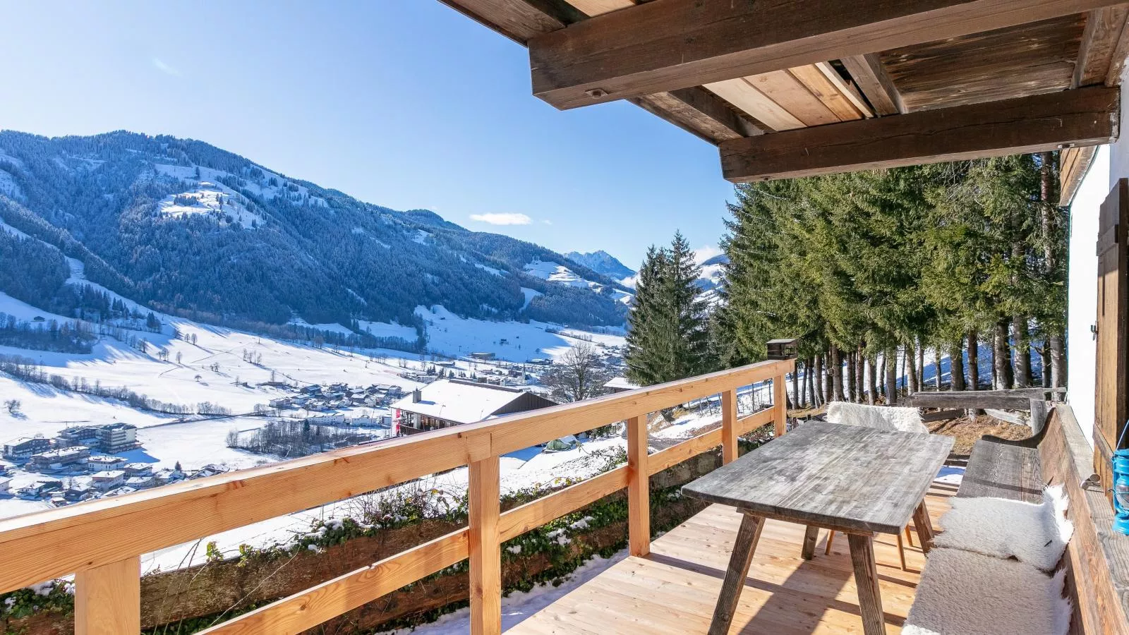 Sonnenhütte oben-Terrasbalkon