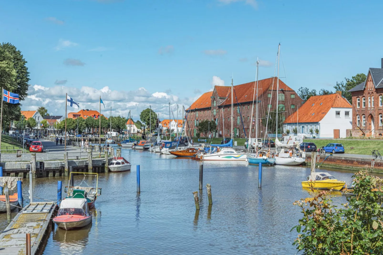 Ferienwohnung bi uns to Hus Tönning-Gebieden zomer 1km