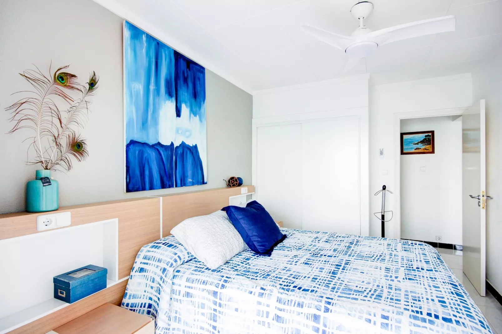 STA. MONICA 3A Roses-Slaapkamer