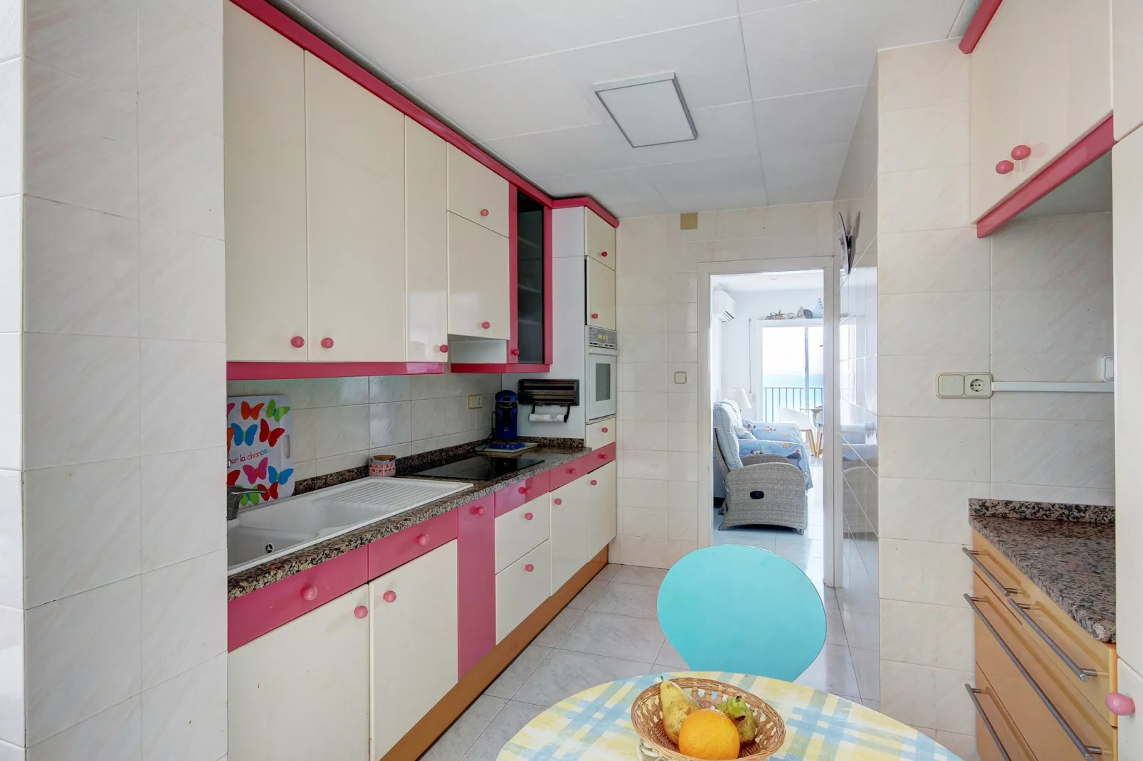 STA. MONICA 3A Roses-Keuken