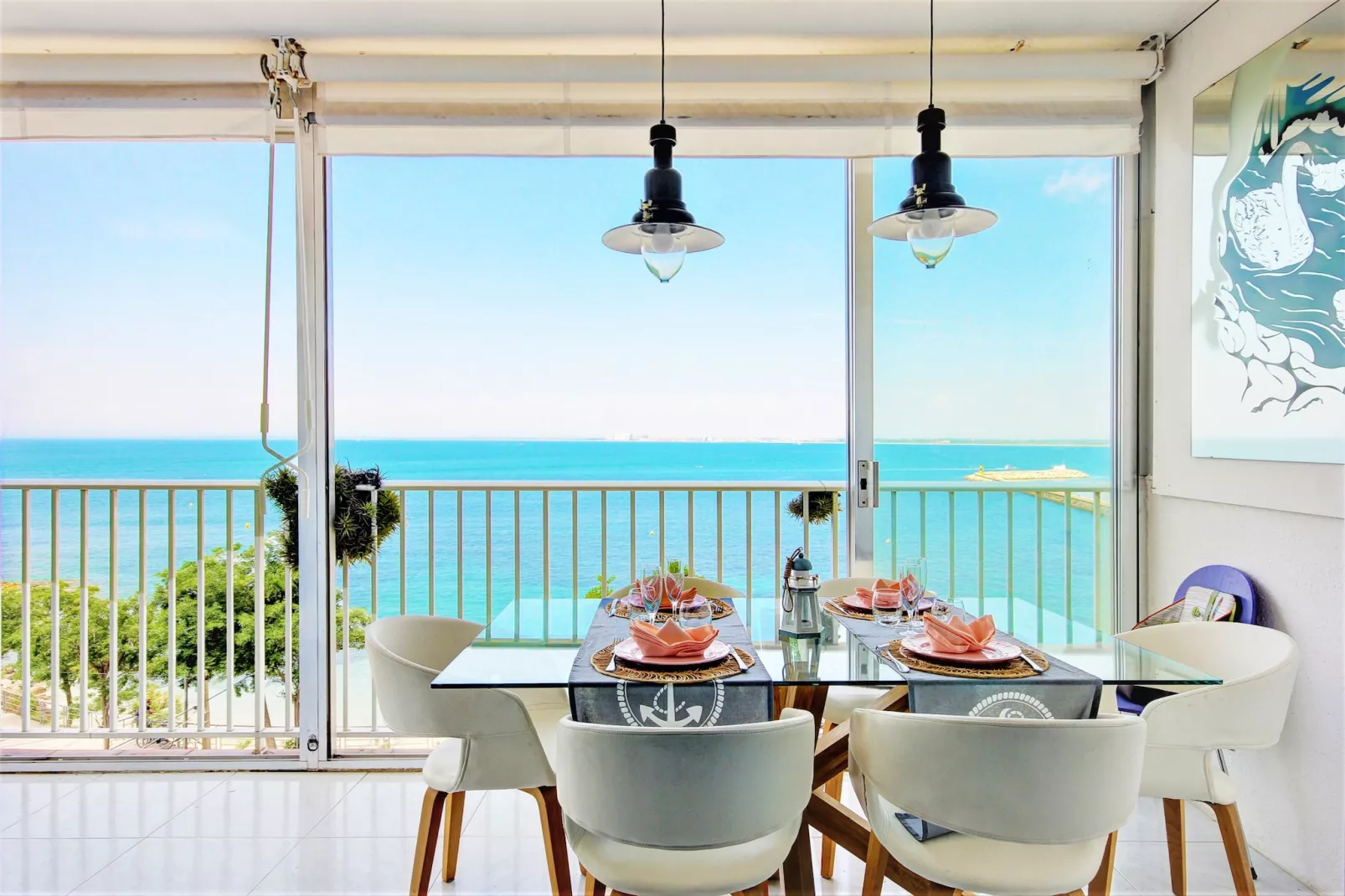 STA. MONICA 3A Roses-Terrasbalkon