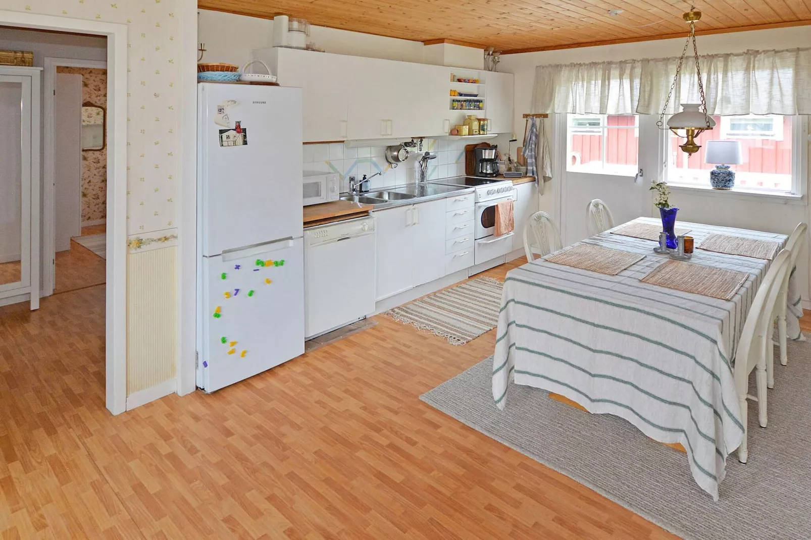 Charmant vakantiehuis met terras-By Traum-Binnen