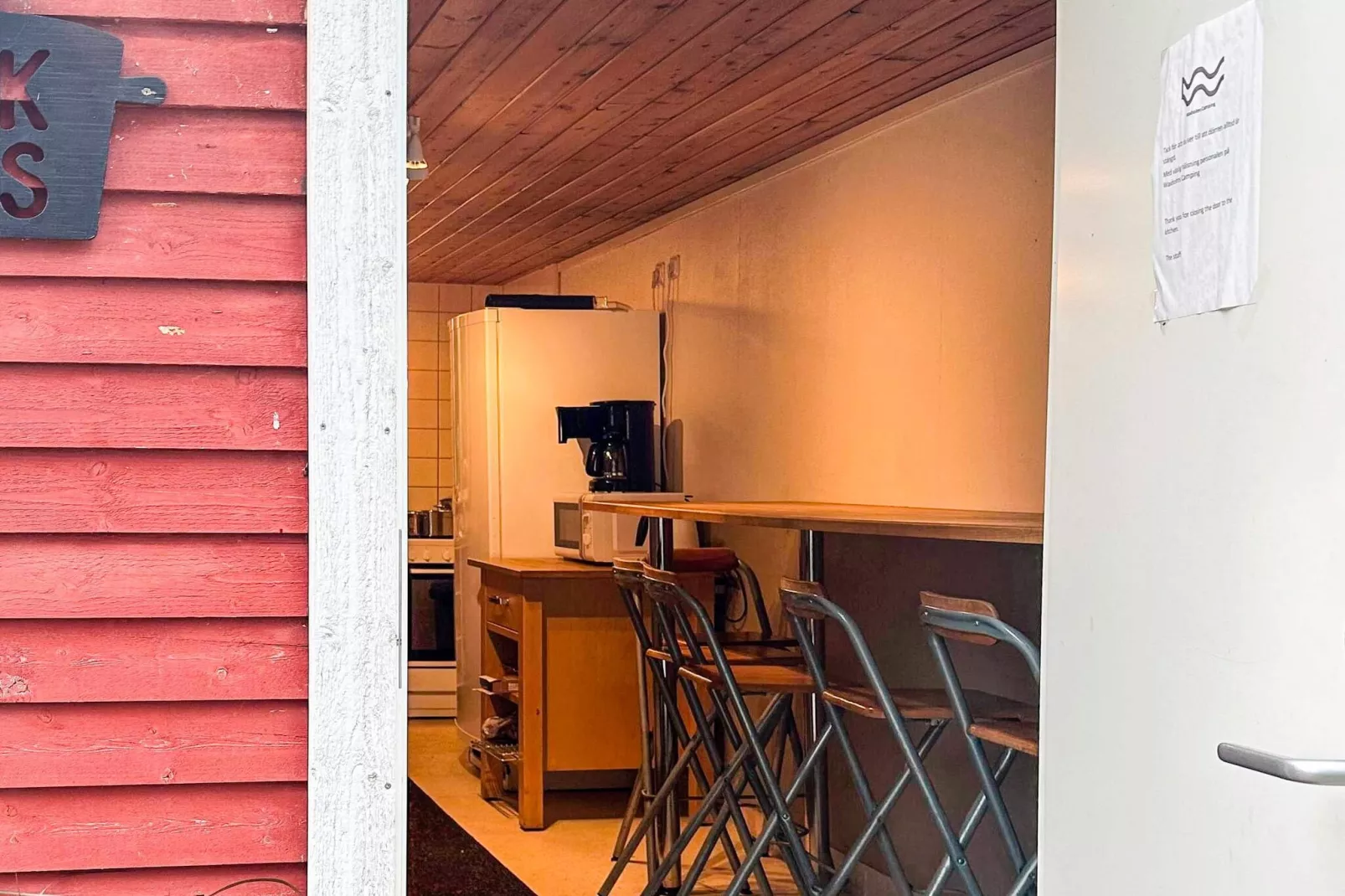 Sommarstuga-Binnen