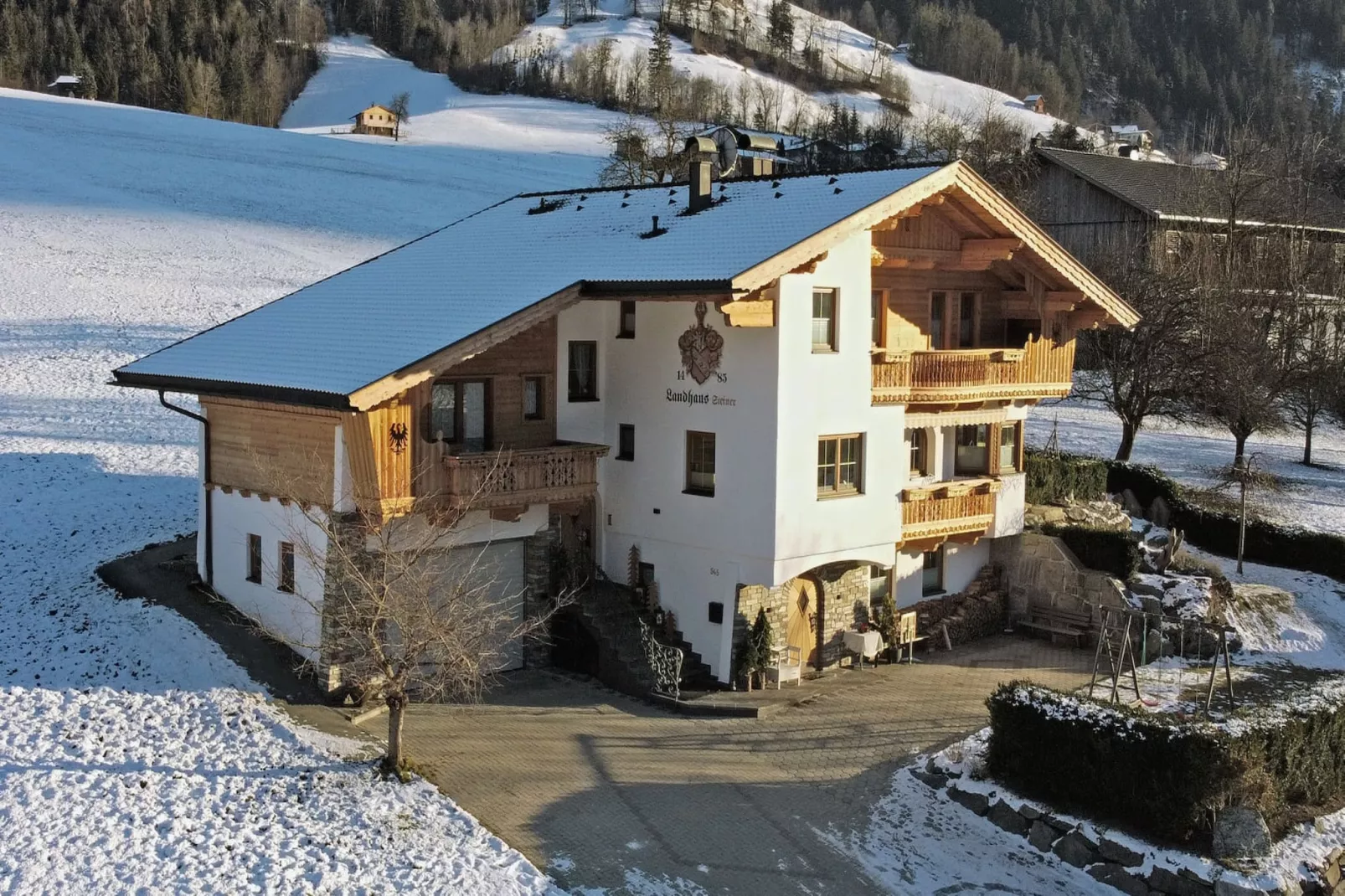 Exklusive Ferienwohnung mit Whirlpool-Exterieur winter
