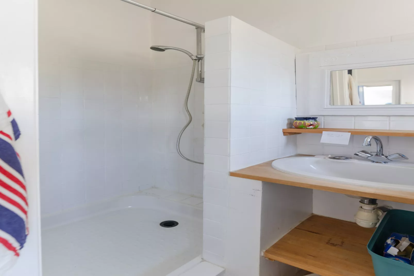TY STREJOU - Portsall-Badkamer