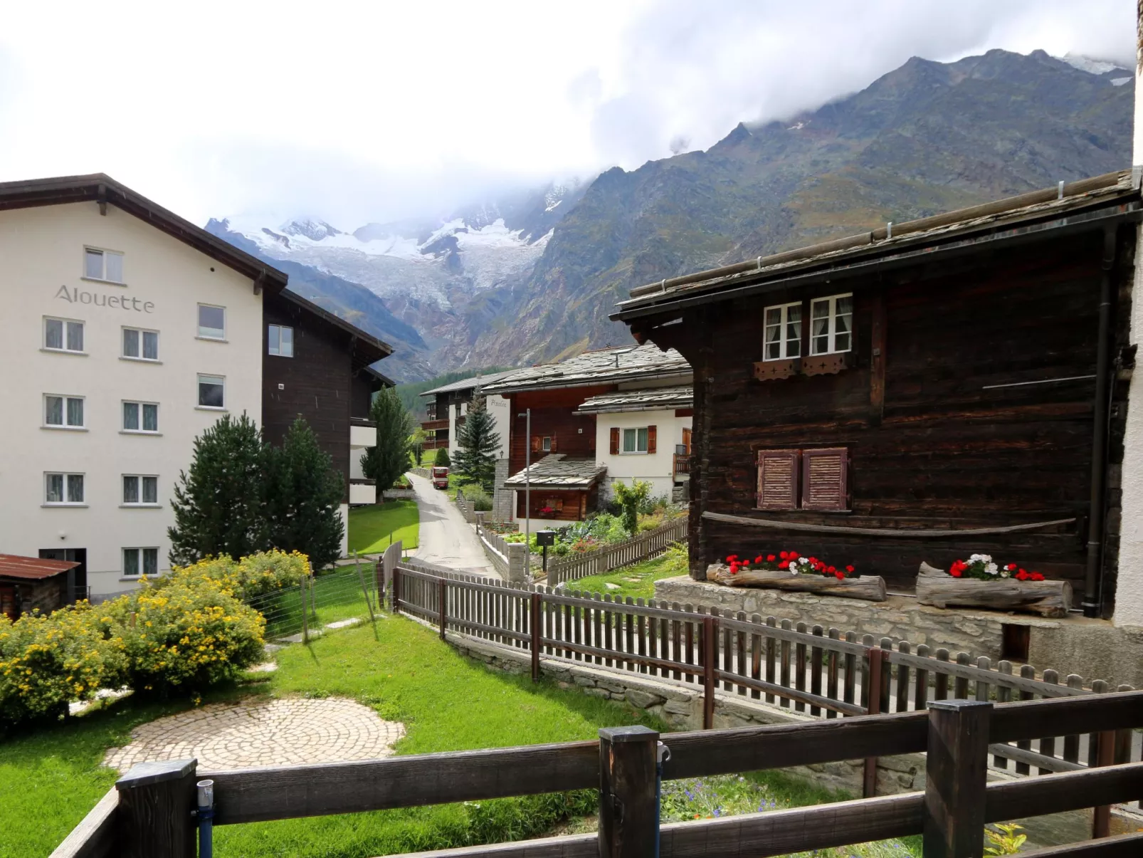 Chalet Heimeli-Buiten