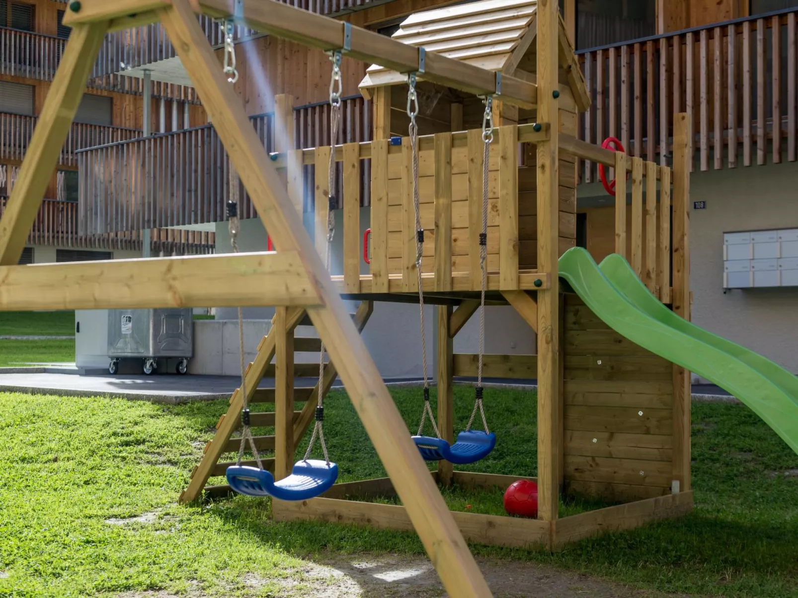 Montela Hotel & Resort - Holiday Stay-Buiten