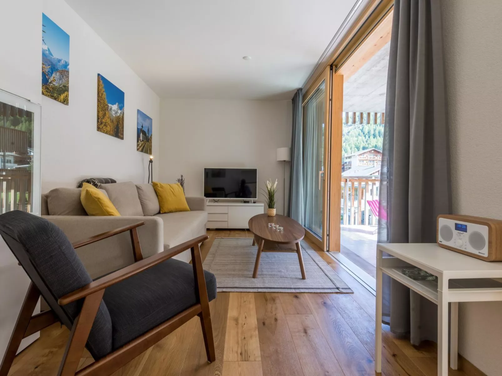 Montela Hotel & Resort - Holiday Stay-Binnen