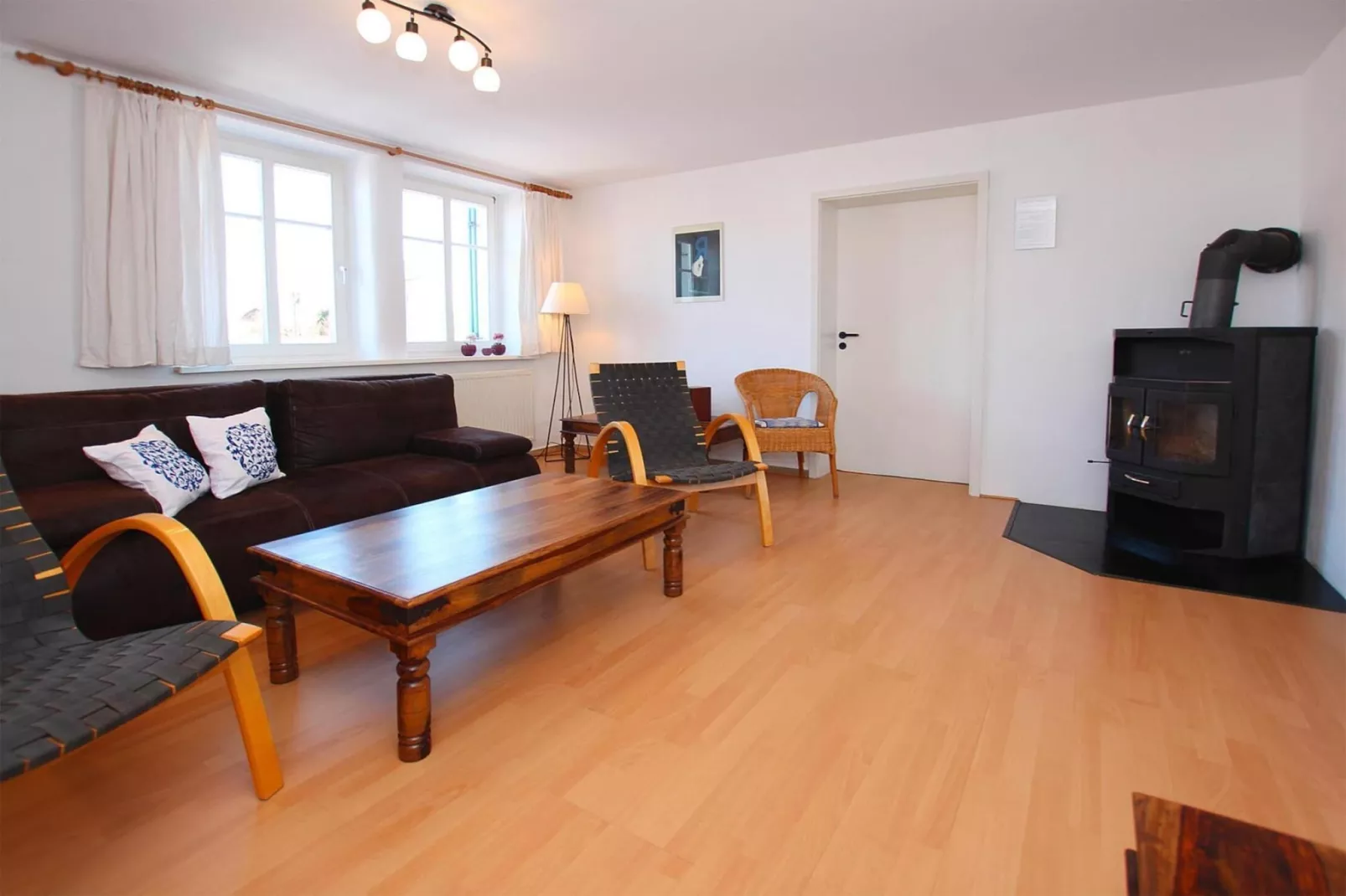 Erdgeschoss 80 qm-Woonkamer