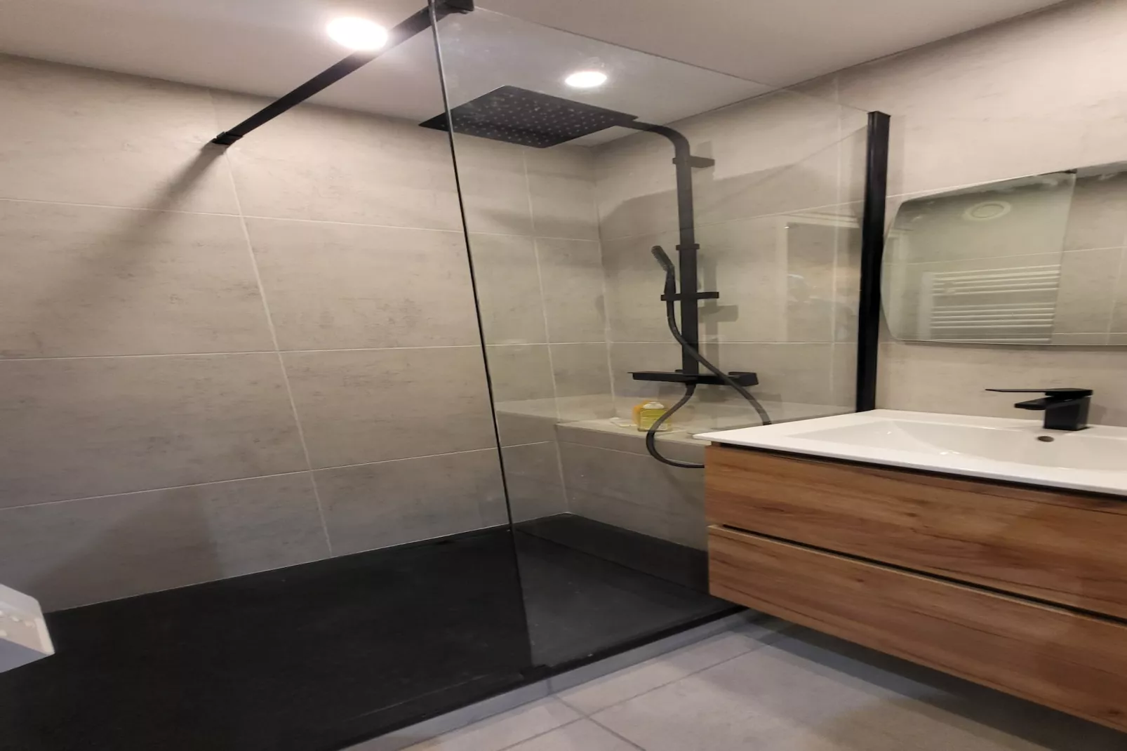 Balcons de Venosc N°B21 - ST4-Badkamer