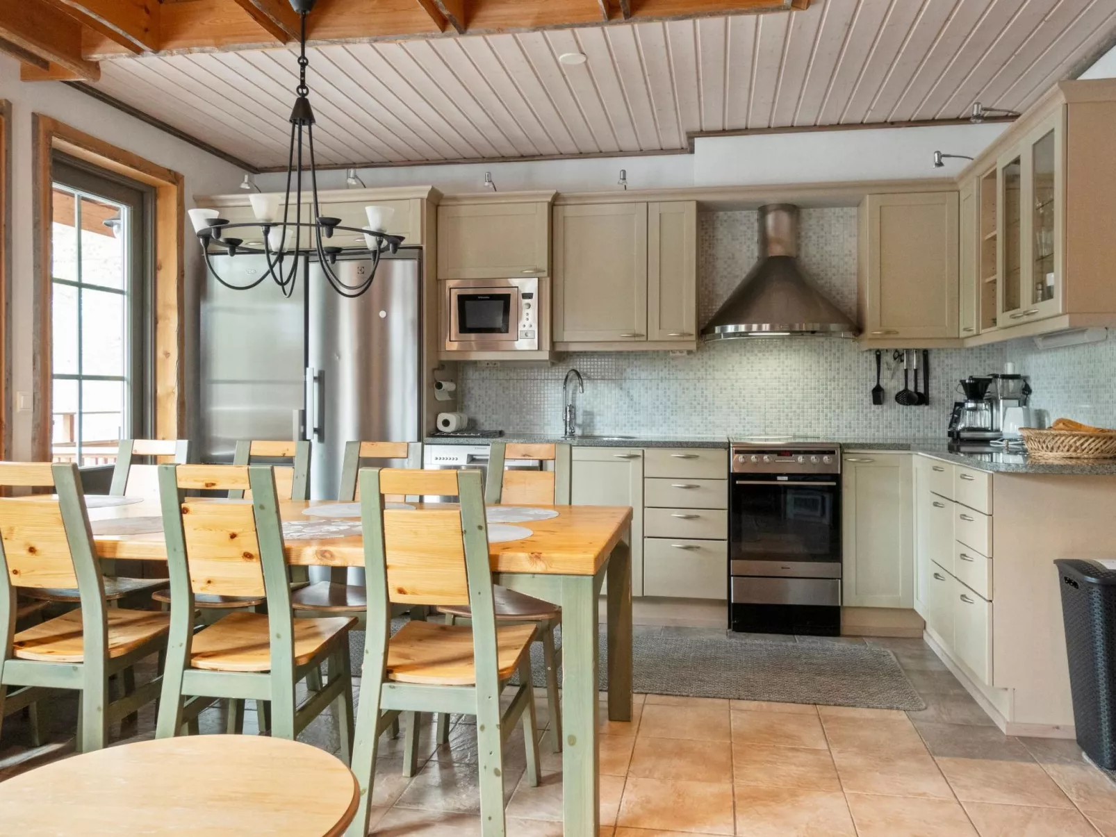 Nuovo casa a-Binnen
