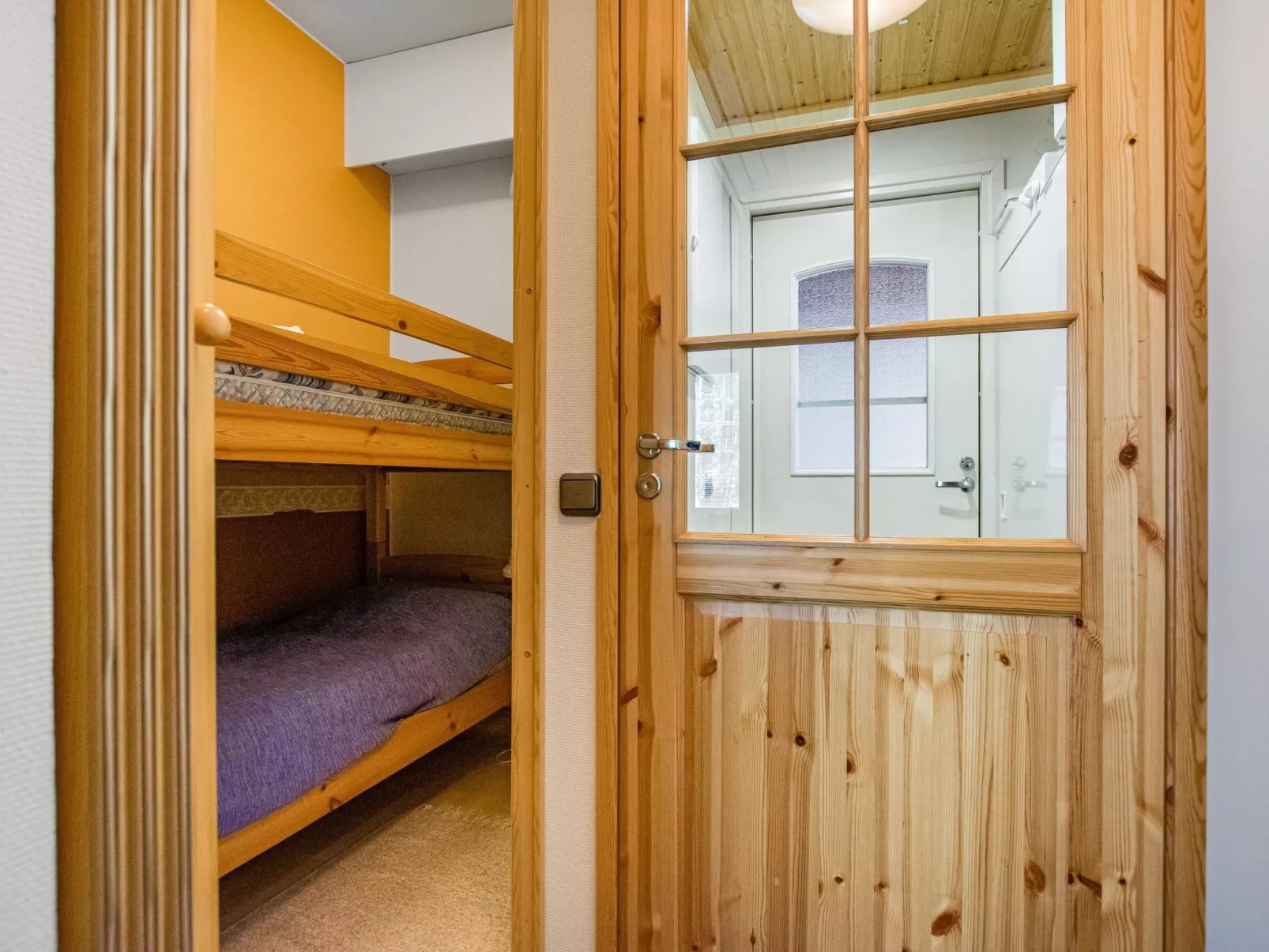 Outapailakka j 6-Binnen