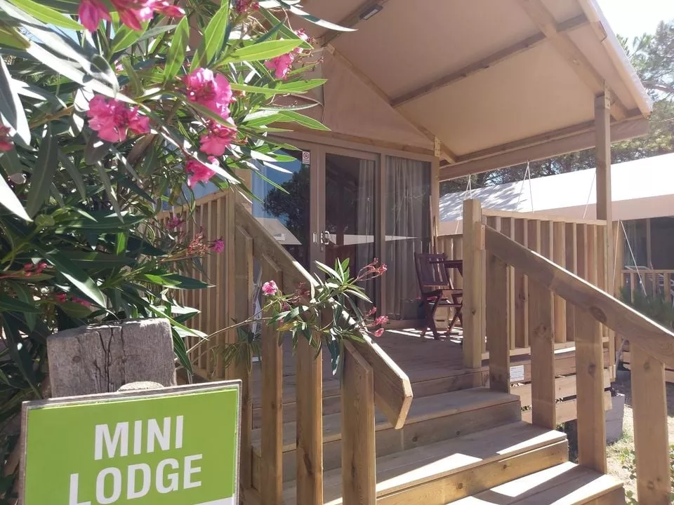 Camping-Villaggio-Glamping Torre del Porticciolo -