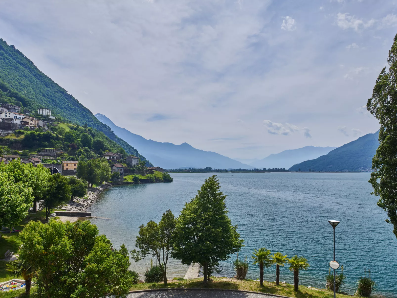 Punto Lago-Buiten