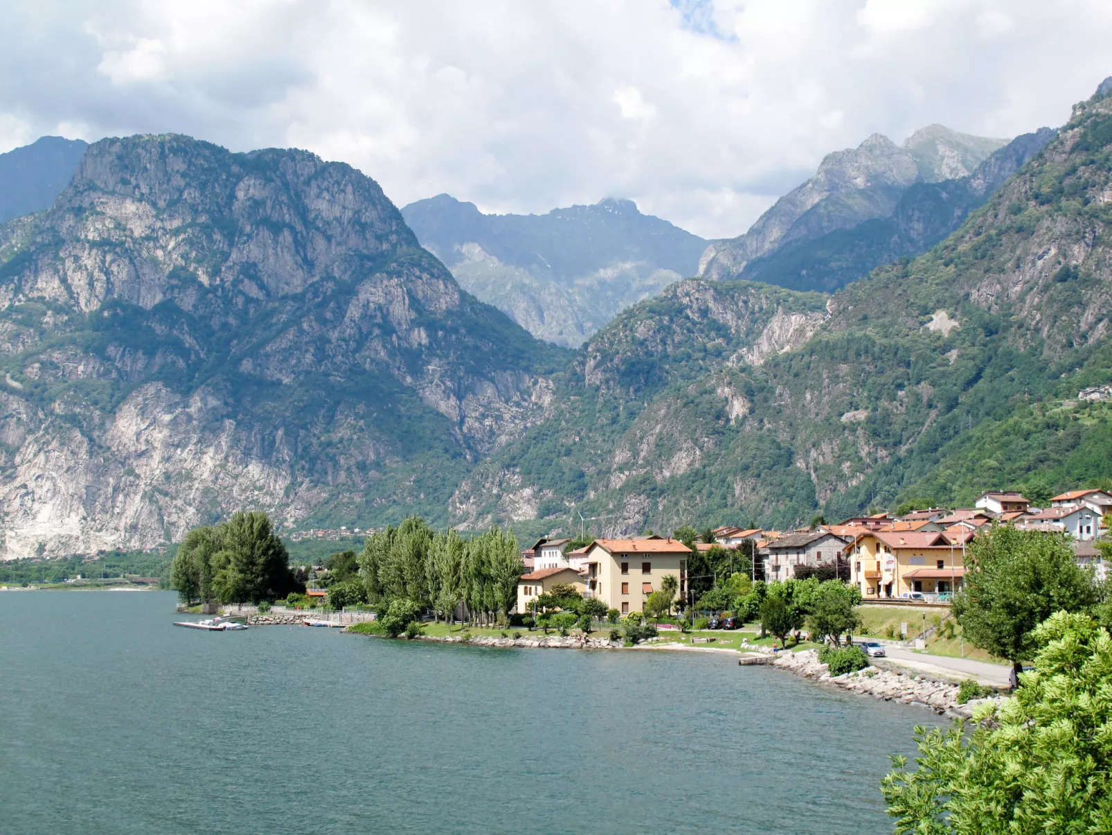 Punto Lago-Buiten