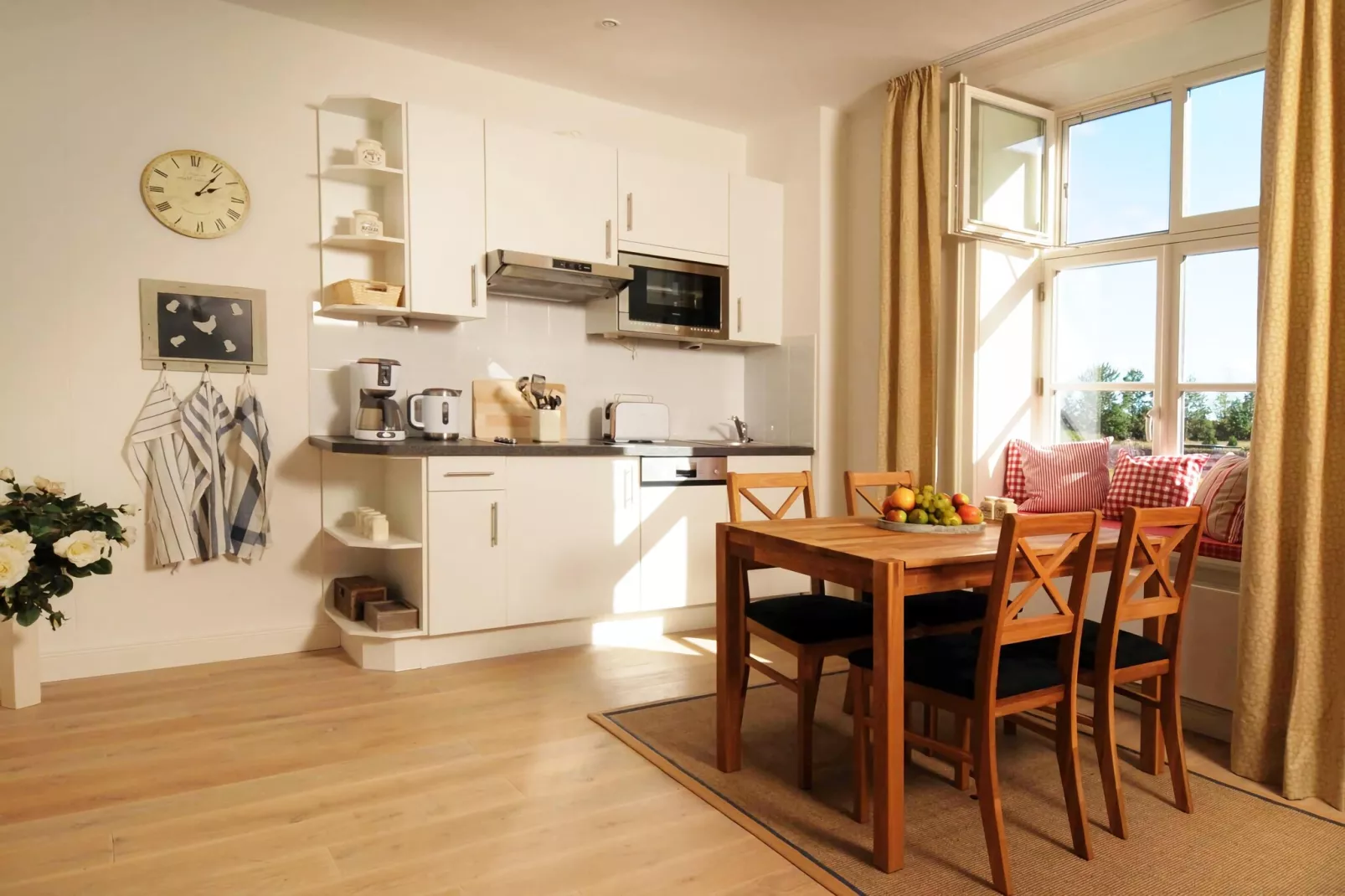 Gutshaus Zicker -Wohnung 3-Eetkamer