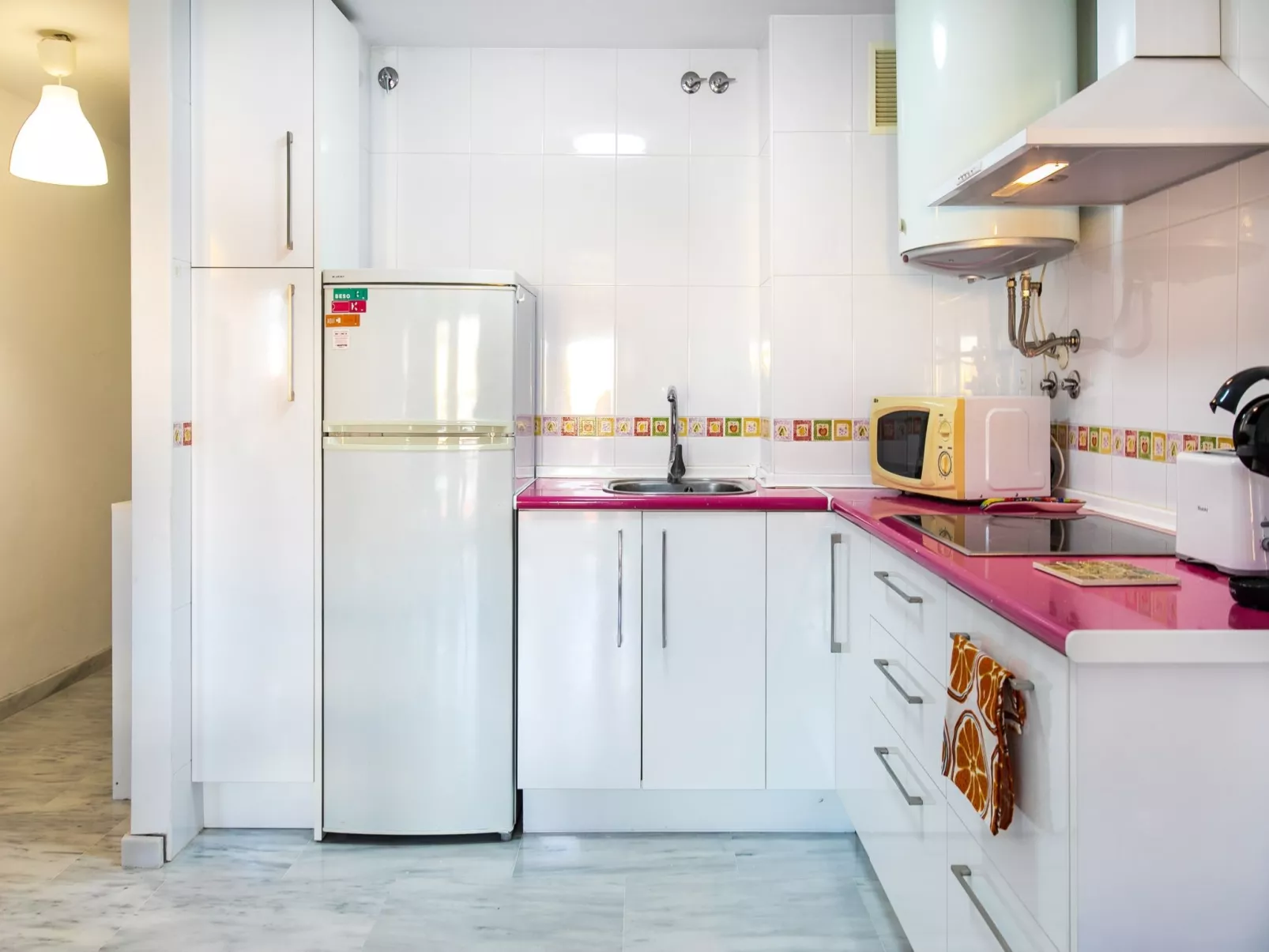 Sunny apartment-Binnen