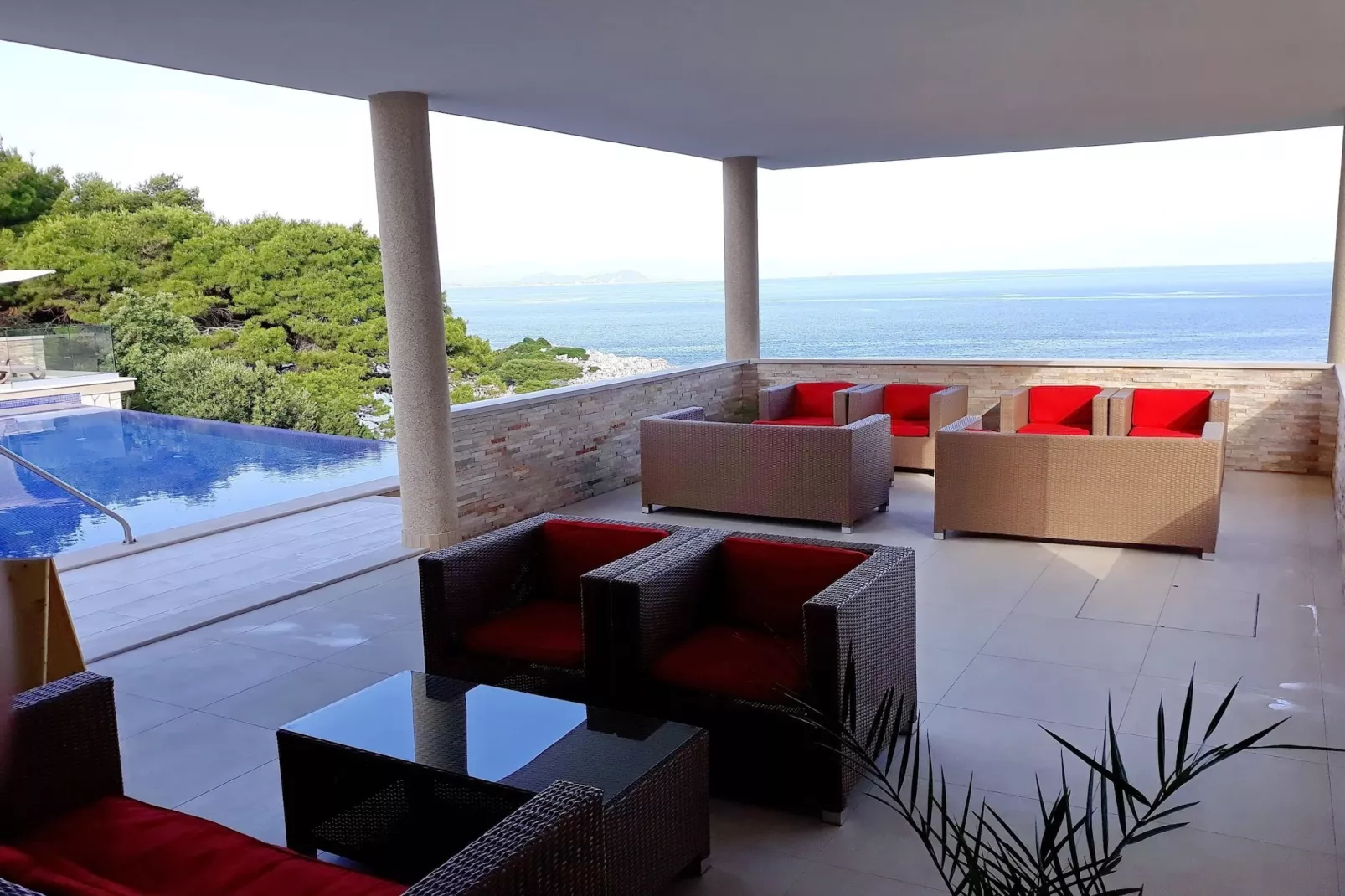 Villa Mirosa-Comfort Triple Room with Balcony and Sea View ( 6 )-Zwembad