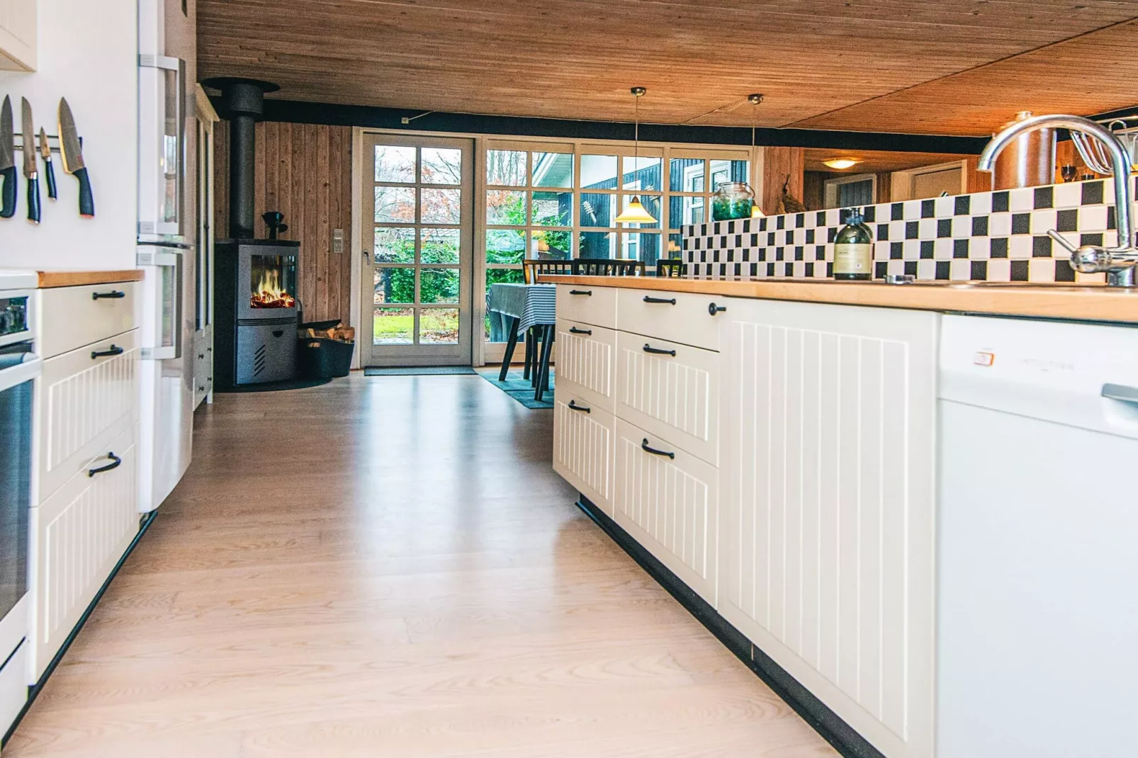 Gezellig huisje bij de zee-By Traum-Binnen