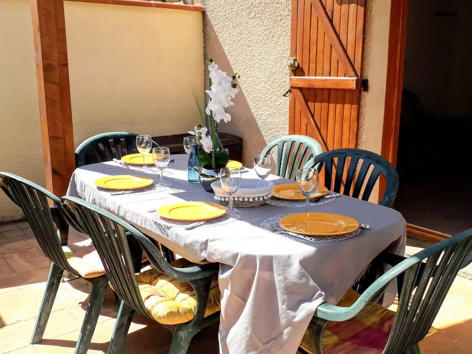 Le Hameau Catalan-Buiten