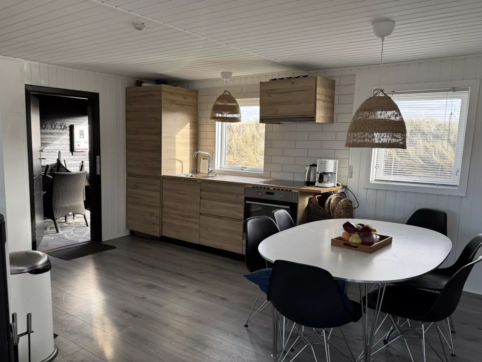 "Alrike" - 200m from the sea-Binnen