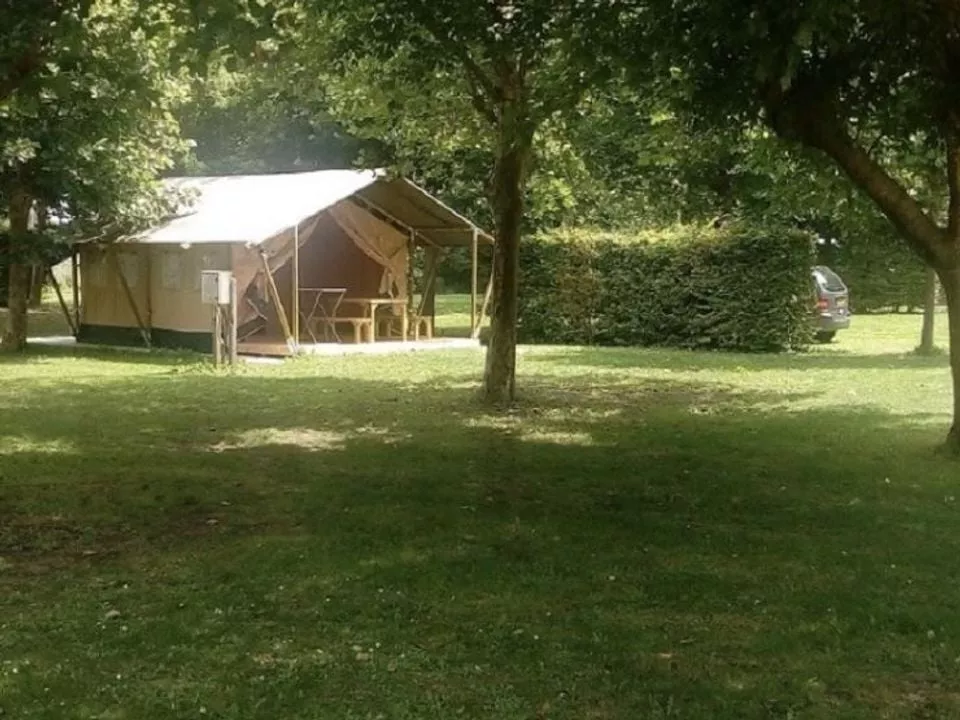 Camping Paradis Aubeterre-sur-Dronne -