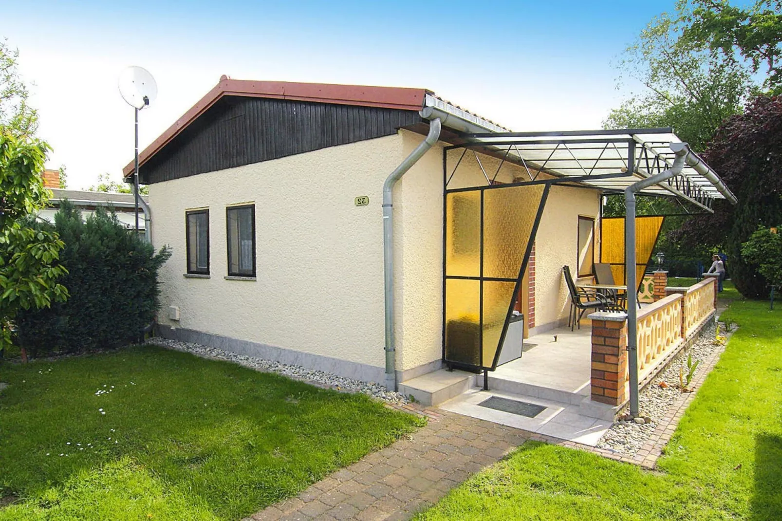 Ferienhaus Spreeblick-Buitenkant zomer