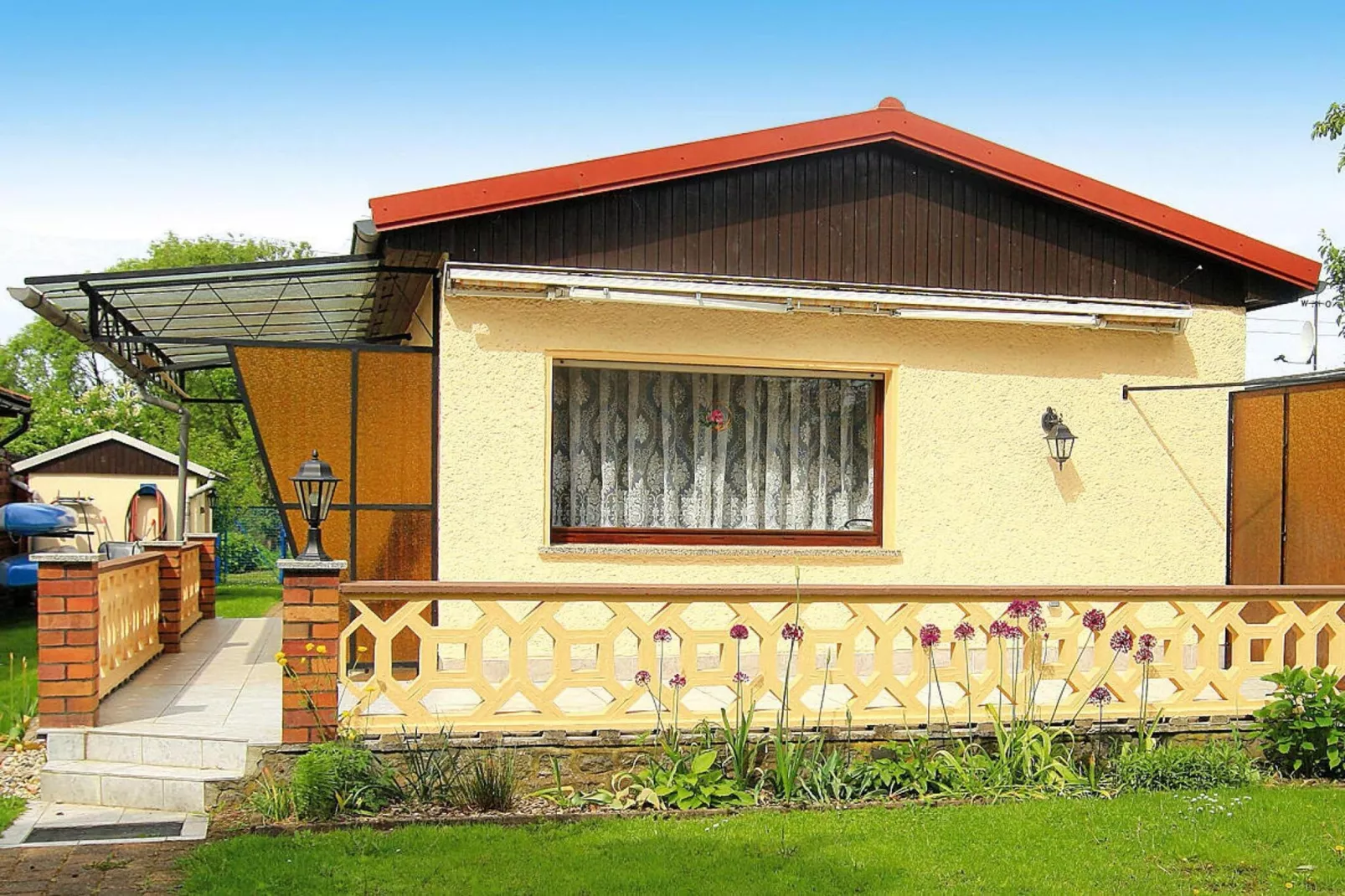 Ferienhaus Spreeblick-Buitenkant zomer