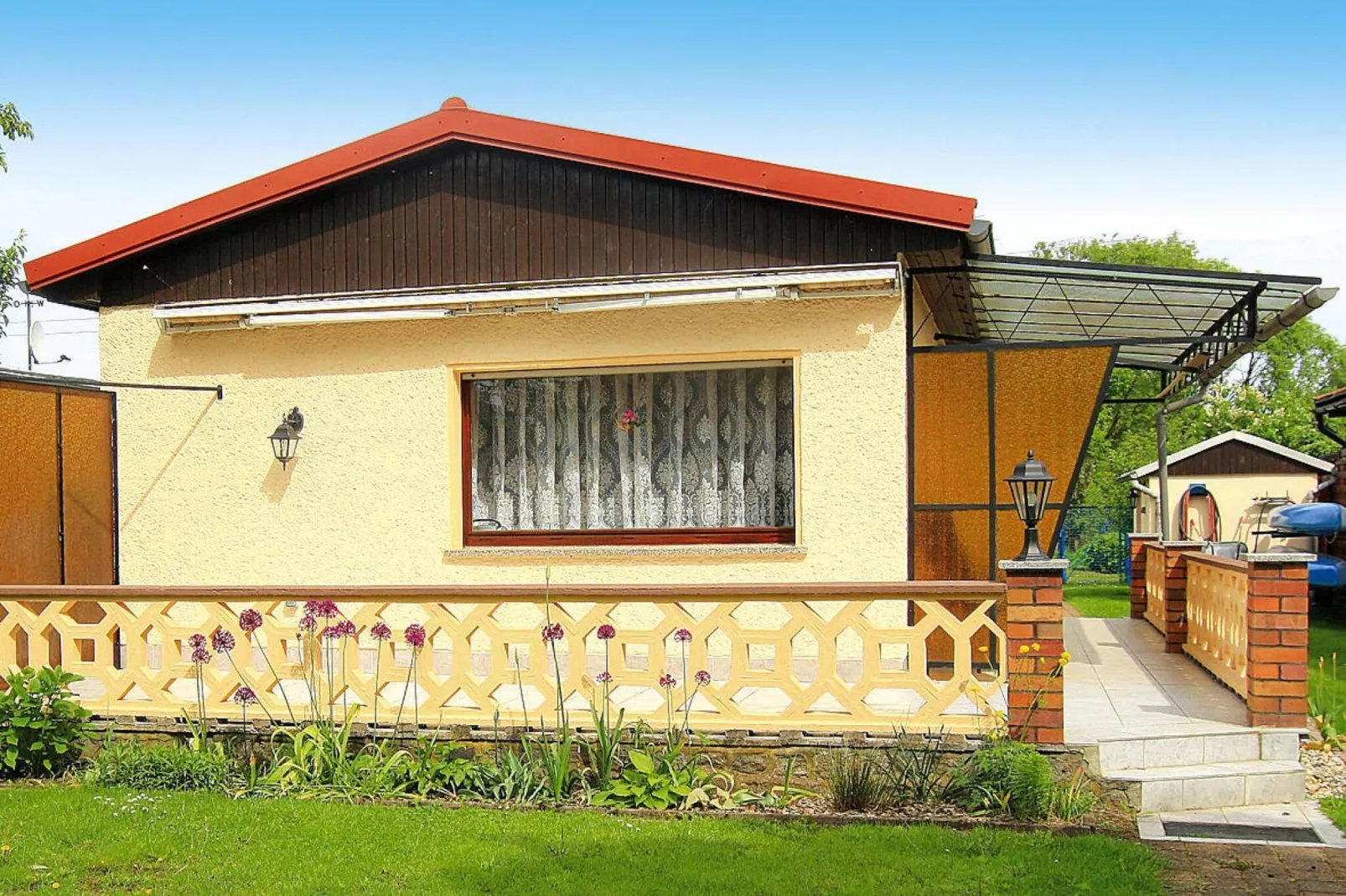Ferienhaus Spreeblick-Buitenkant zomer