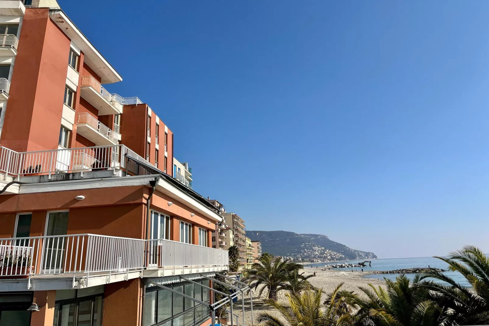 Residence Stella Maris-Bilo-B4-Uitzicht zomer