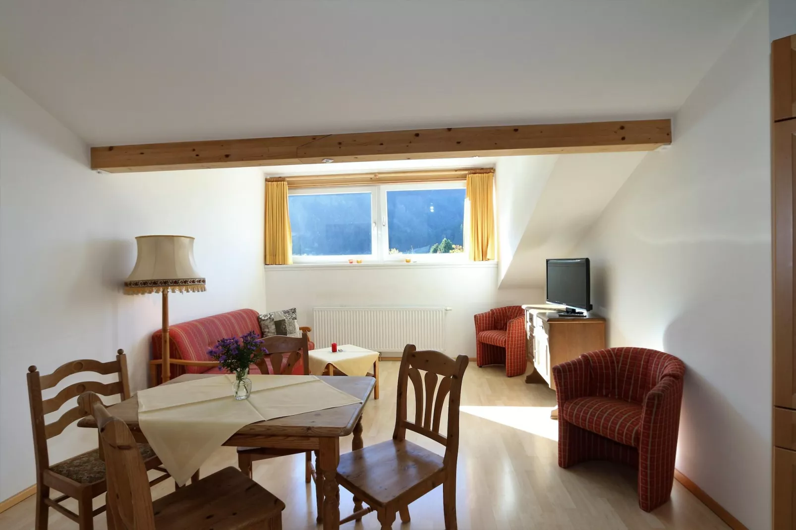 Wirtlerhaus Bichlbach - 4 Personen-Eetkamer