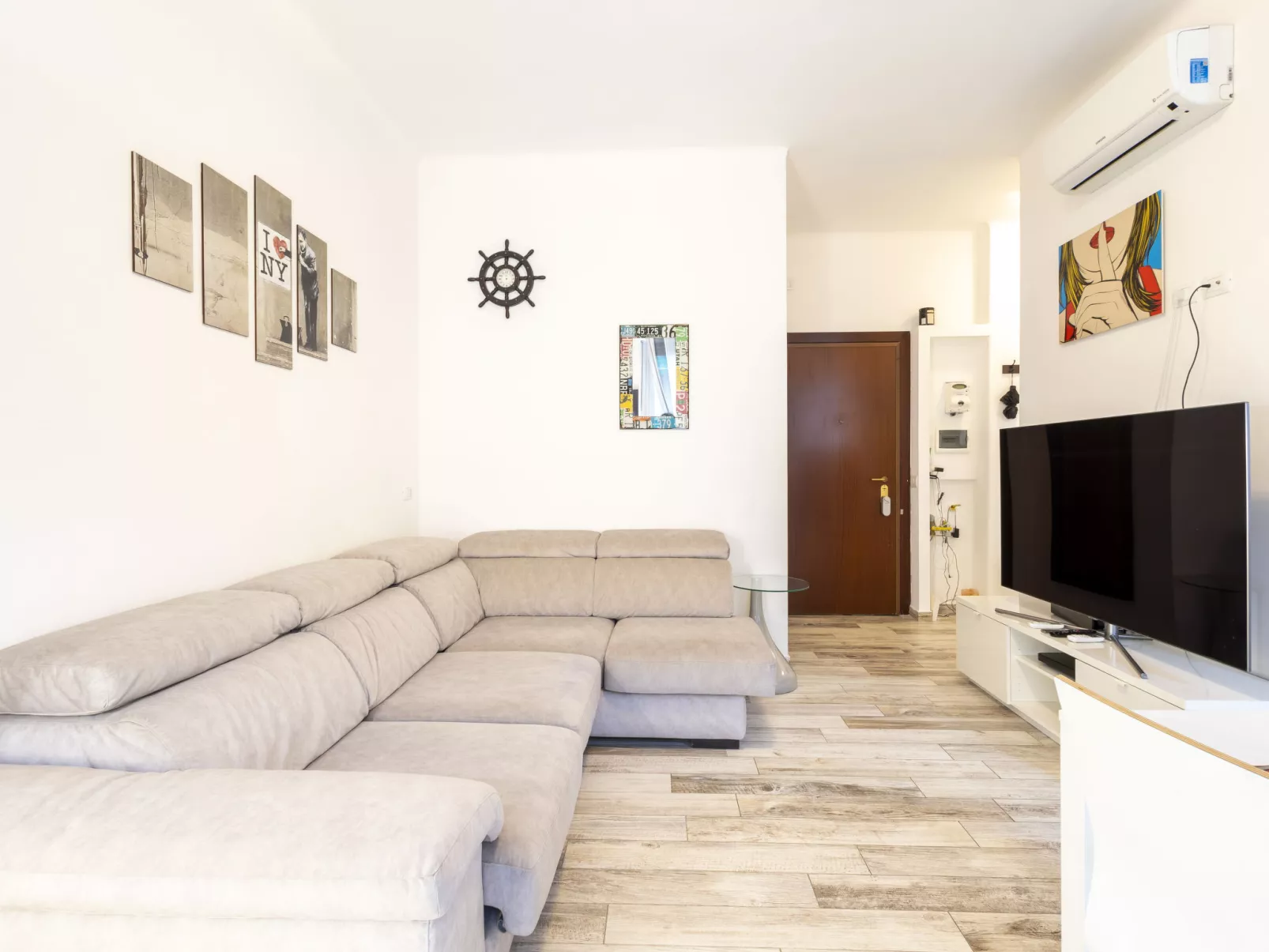 Suzzani Flat-Binnen