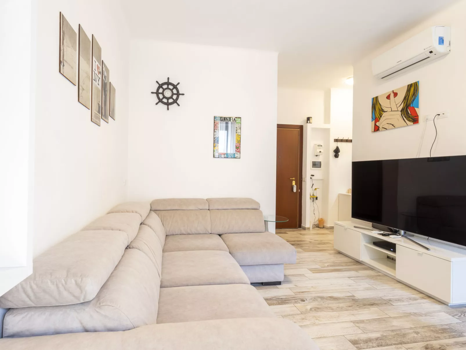 Suzzani Flat-Binnen